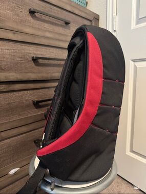 Men's Black and Red Sling Backpack - Sleek Everyday Carry